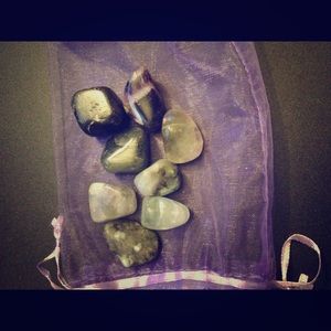 Tumbled Emerald & Amethyst Stone Grab Bag